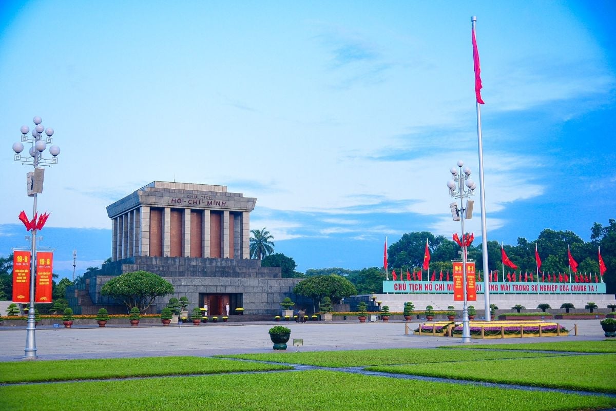 Quảng trường Ba Đình – Lăng Bác 